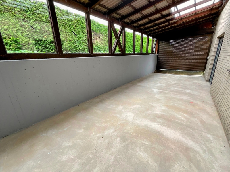 Foto - Aussenlager-mit Zufahrt