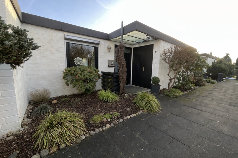 Foto - Vorderansicht - Ki bearbeitet