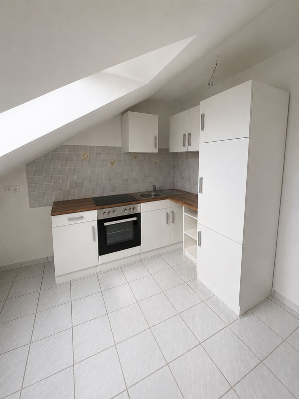 Gemütliche 2-Zimmer-Dachgeschosswohnung in Braunschweig Rüningen - Foto 2