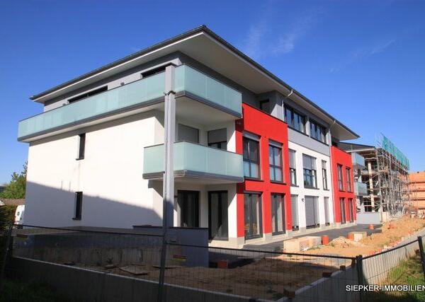 Neubau mit Balkon